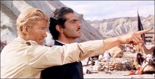 Famosa y estupenda imagen de Peter O'Toole y Omar Sharif