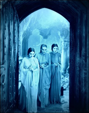 Las castas novias de Drácula en la versión Browning