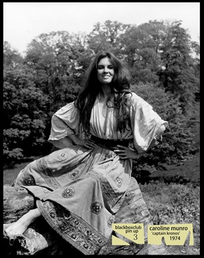 Caroline Munro, maravillosa como la vagabunda Carla