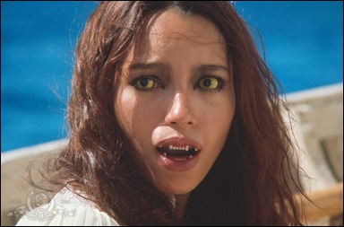 El plano final de Barbara Carrera en La isla del dr. Moreau