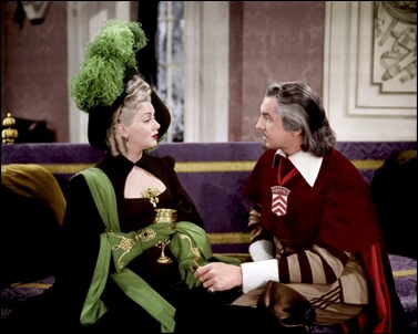 Los dos grandes villanos del film, Milady de Winter y el cardenal Richelieu, o sea, Lana Turner y Vincent Price
