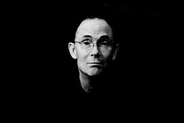Intrigante fotografía de William Gibson