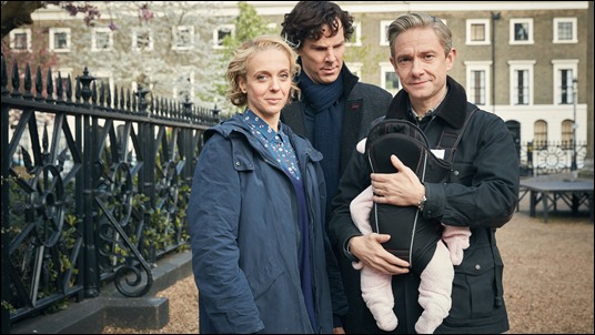 Watson, señora y niña mas Holmes