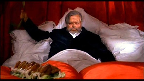 Orson Welles como el tío Cassave en Malpertuis