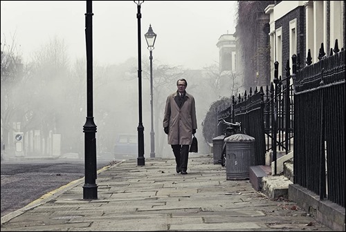 Smiley en la gris manana londinense, simbolo perfecto de la guerra fria