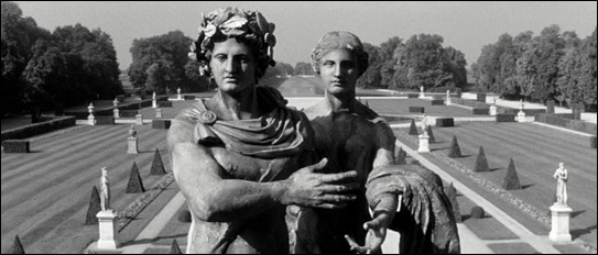 La escultura está aquí..